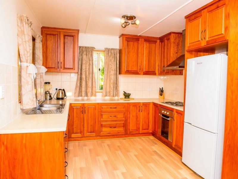 2 Manuel Street, North Mackay QLD 4740