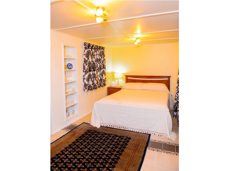 2 Manuel Street, North Mackay QLD 4740