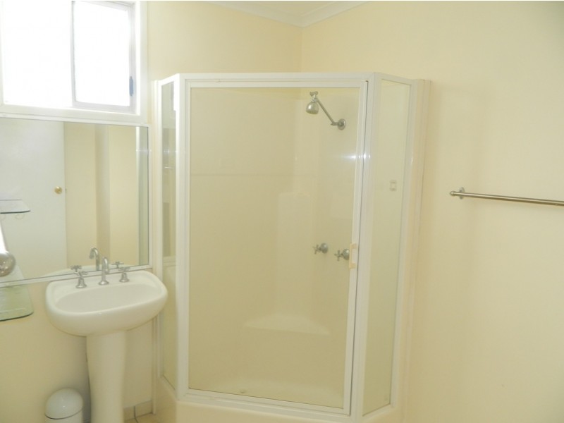 42 Arthur Street, Mount Pleasant QLD 4740