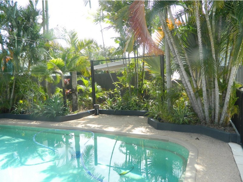 42 Arthur Street, Mount Pleasant QLD 4740