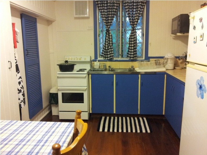 17 Sandpiper Street, Slade Point QLD 4740