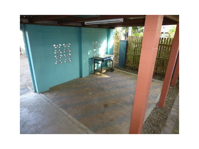 35 Bridge Road, East Mackay QLD 4740