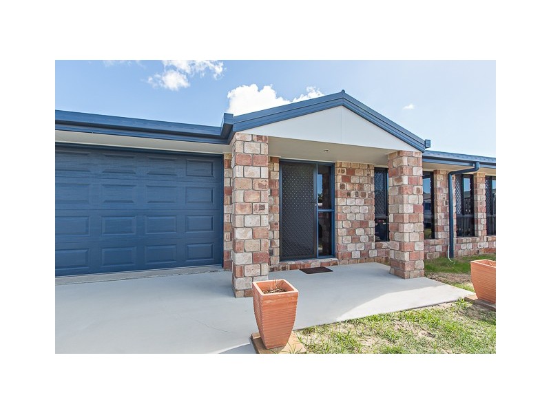 2 Fiona Crt, Mount Pleasant QLD 4740