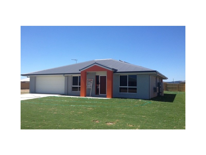 12 Patricia Court, Mirani QLD 4754