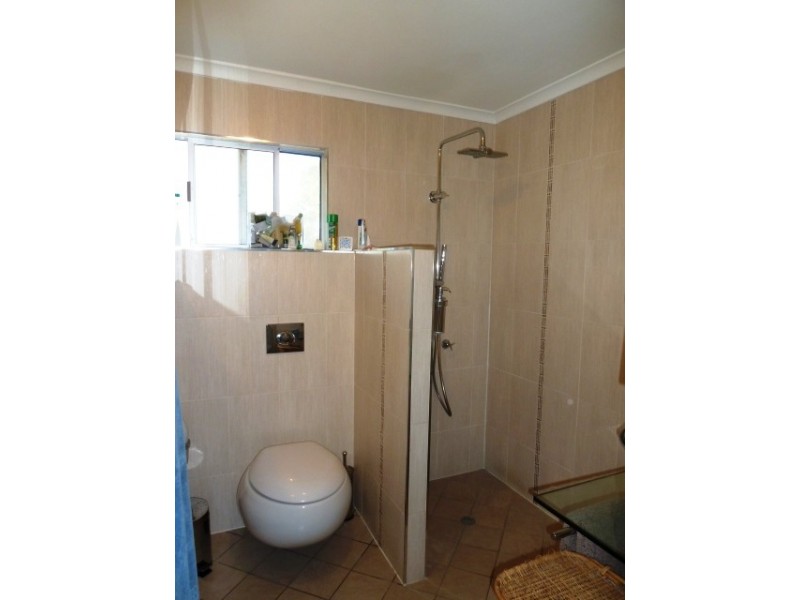 11 The Barons Drive, Andergrove QLD 4740