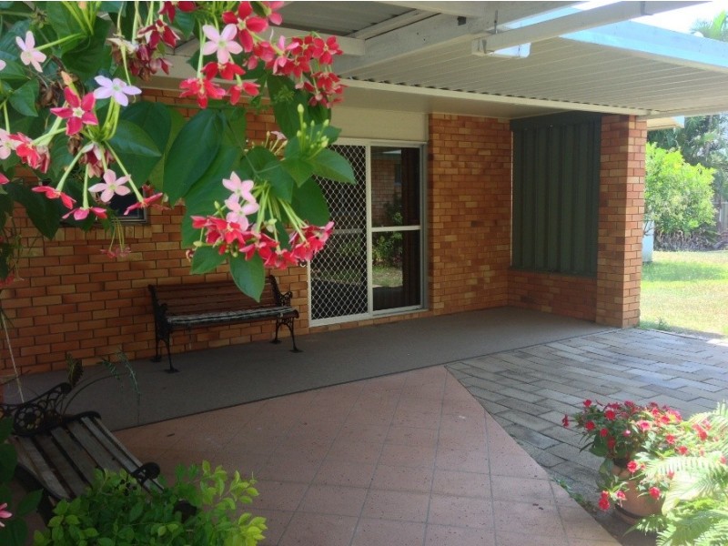 12 Lagoon Street, West Mackay QLD 4740