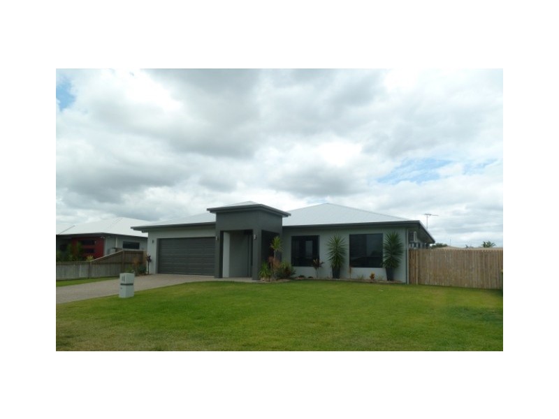 8 Sheedy Crescent, Marian QLD 4753