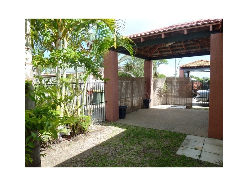 2/24 Meadow St, North Mackay QLD 4740