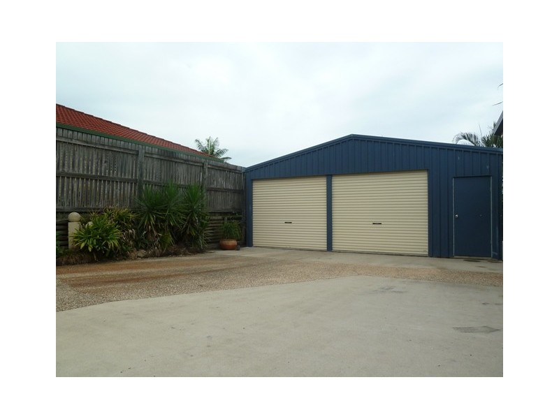 6 Cinnamon Drive, Glenella QLD 4740