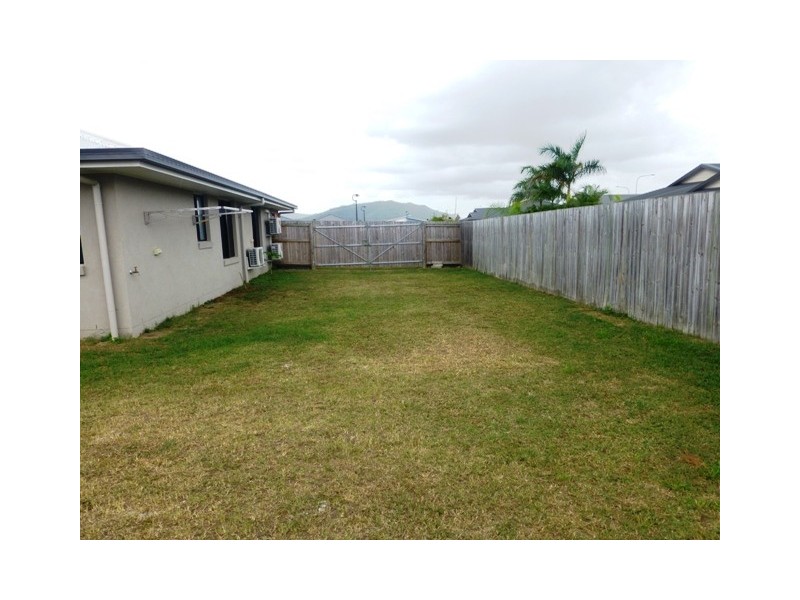 11 Coralie Court, Mirani QLD 4754