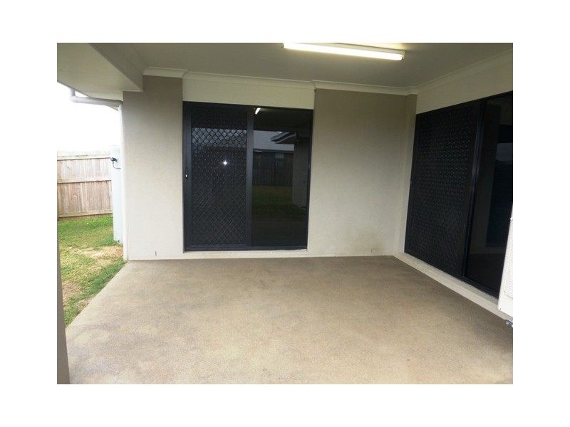 11 Coralie Court, Mirani QLD 4754