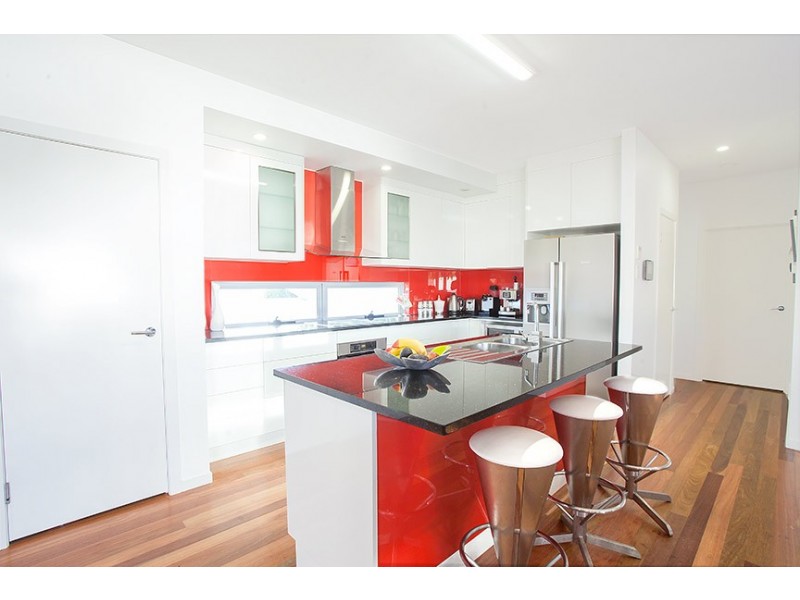 20 Whitesan Blue Terrace, Blacks Beach QLD 4740