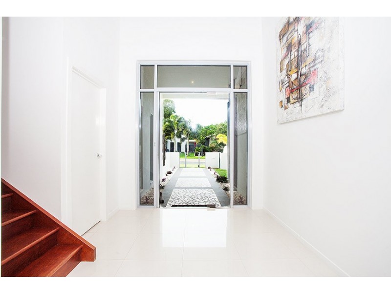 20 Whitesan Blue Terrace, Blacks Beach QLD 4740