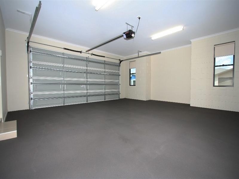 28 Woden Crescent, Ooralea QLD 4740