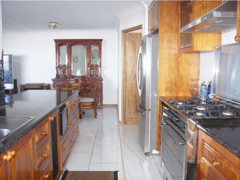 13 Nunkeri Drive, North Mackay QLD 4740