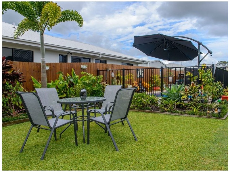19 Reef Drive, Sarina QLD 4737