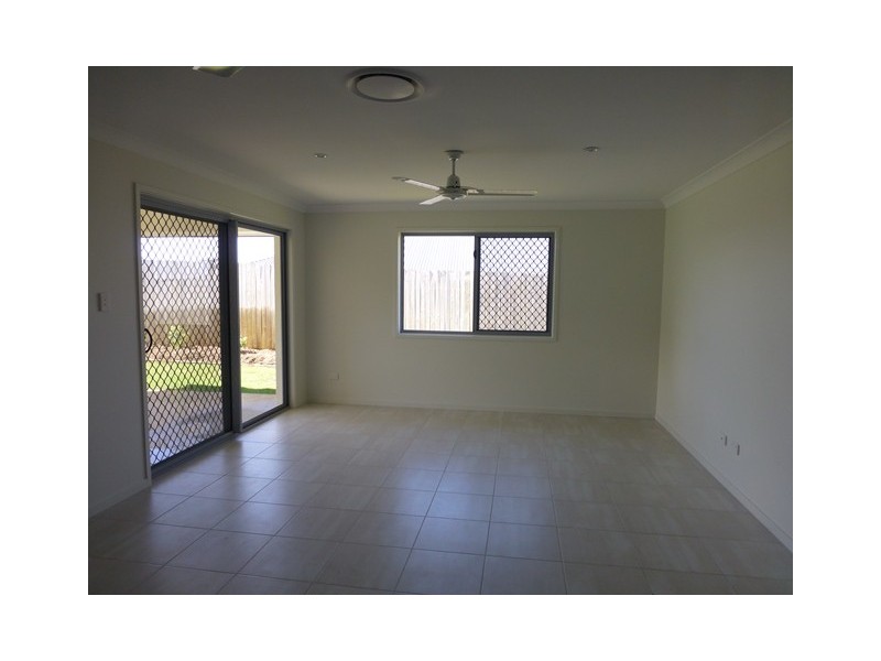 89 Dawson Blvd, Rural View QLD 4740