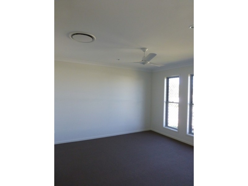 89 Dawson Blvd, Rural View QLD 4740