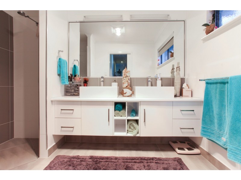 10 Drury St (Ooralea Waters), Bakers Creek QLD 4740