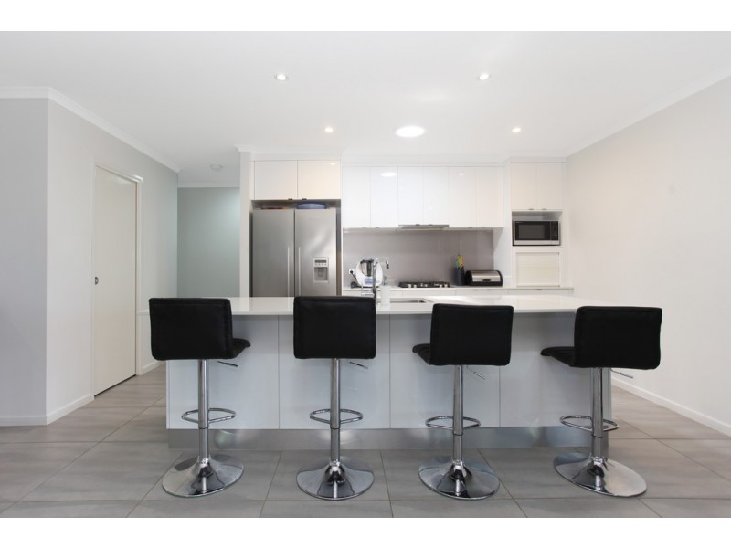 10 Drury St (Ooralea Waters), Bakers Creek QLD 4740