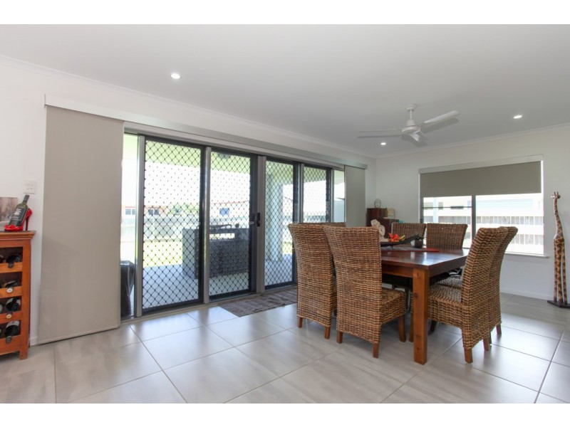 10 Drury St (Ooralea Waters), Bakers Creek QLD 4740