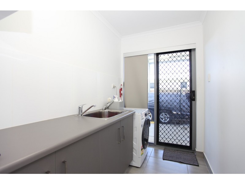 10 Drury St (Ooralea Waters), Bakers Creek QLD 4740