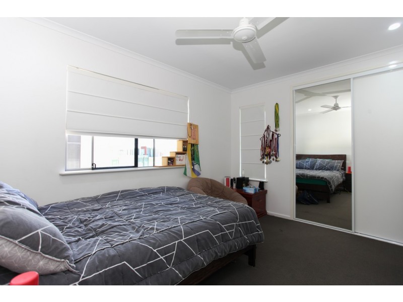 10 Drury St (Ooralea Waters), Bakers Creek QLD 4740