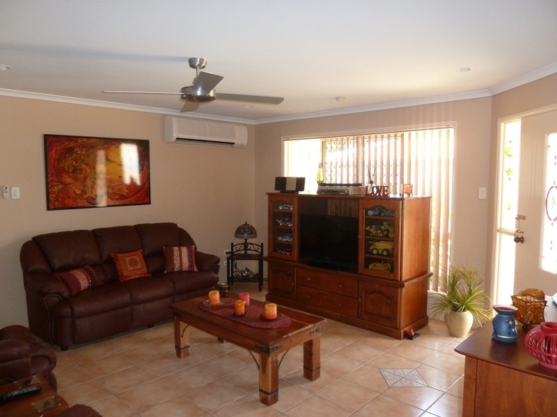 2/24 Absolon Street, South Mackay QLD 4740