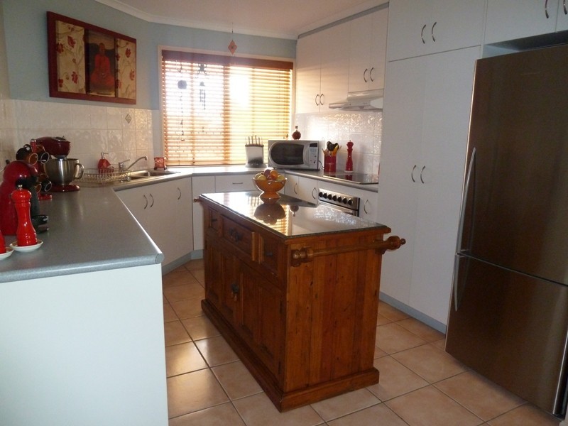 2/24 Absolon Street, South Mackay QLD 4740