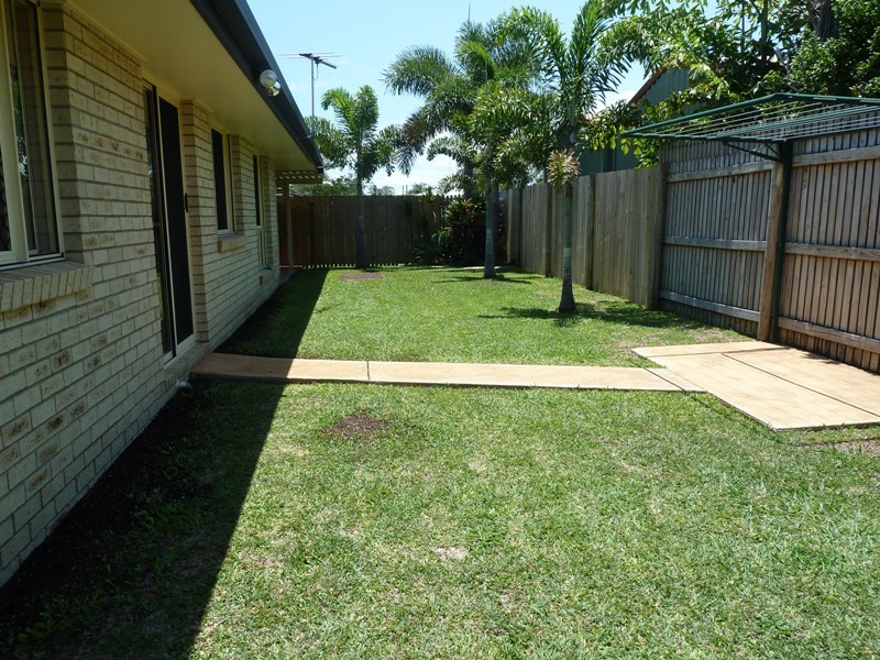2/24 Absolon Street, South Mackay QLD 4740