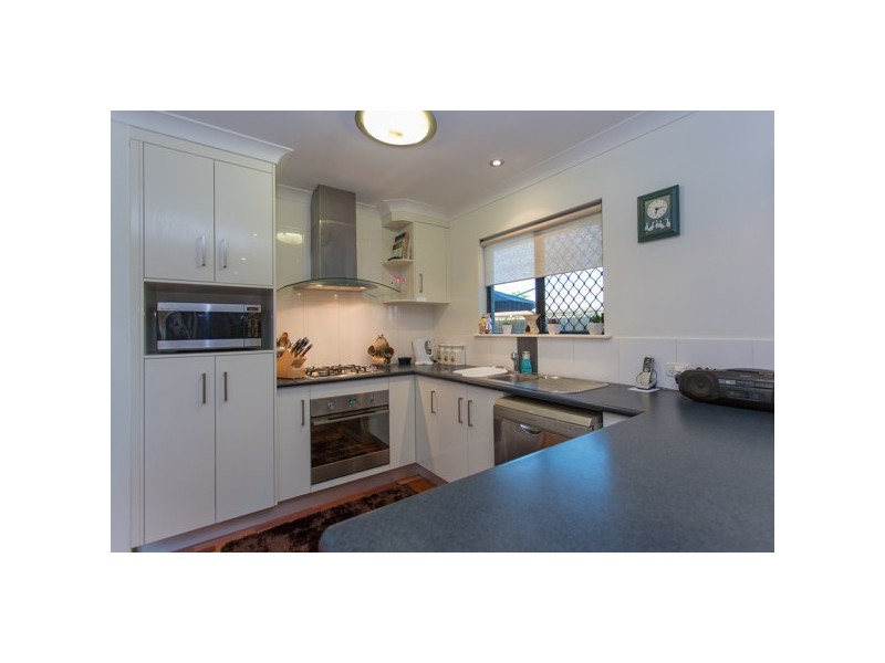 21 Churchill Avenue, Ooralea QLD 4740