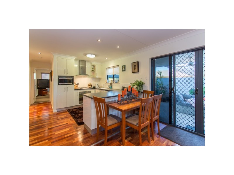 21 Churchill Avenue, Ooralea QLD 4740