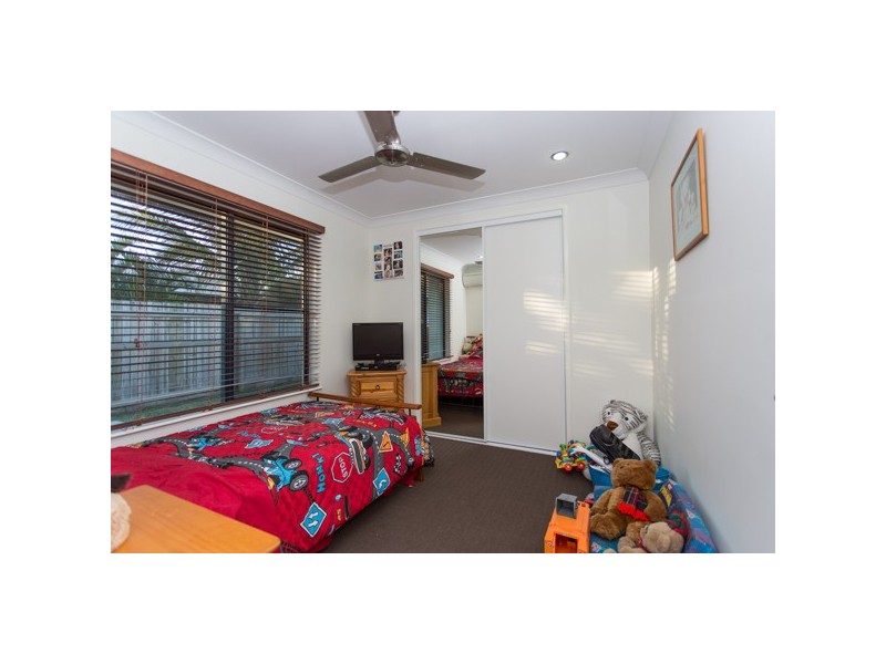 21 Churchill Avenue, Ooralea QLD 4740