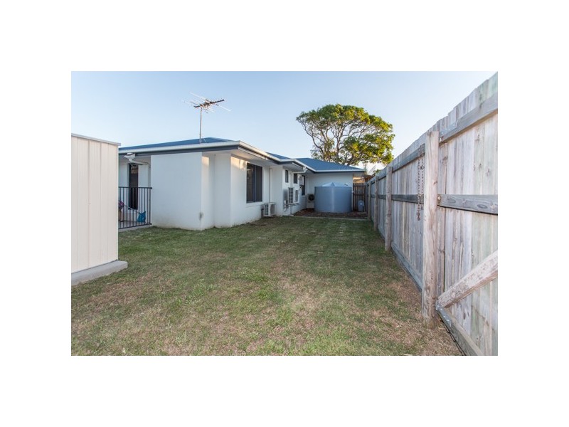 21 Churchill Avenue, Ooralea QLD 4740