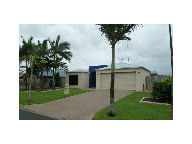 5 Kensington Court, Glenella QLD 4740
