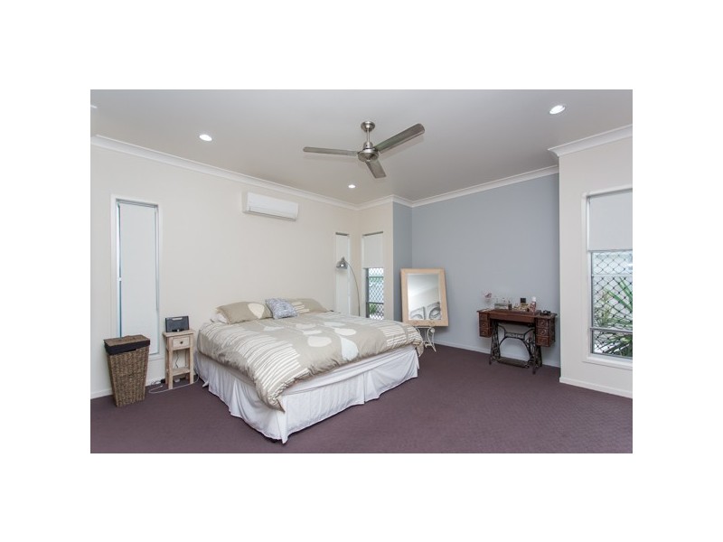 23 Kingslea Court, Ooralea QLD 4740