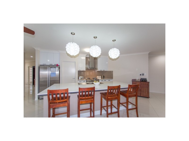 23 Kingslea Court, Ooralea QLD 4740