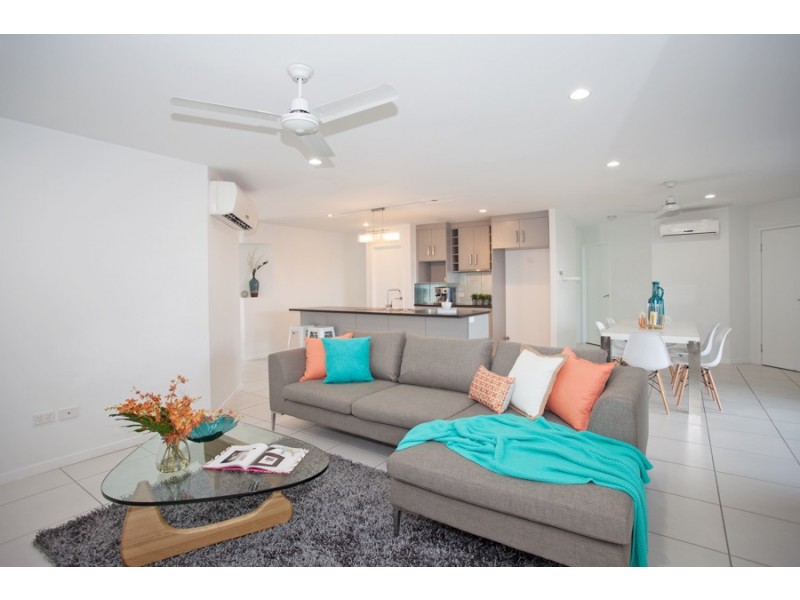 11 Lancaster Way, Ooralea QLD 4740