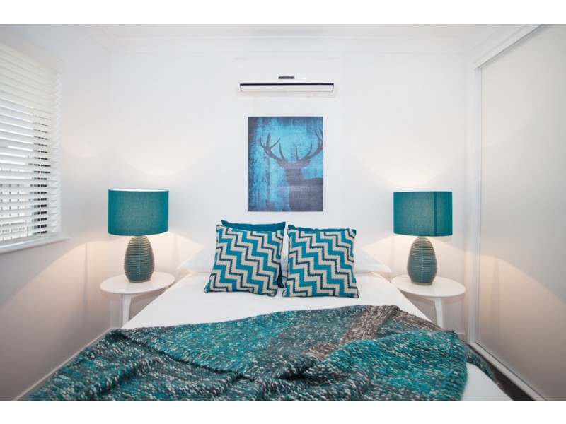 11 Lancaster Way, Ooralea QLD 4740