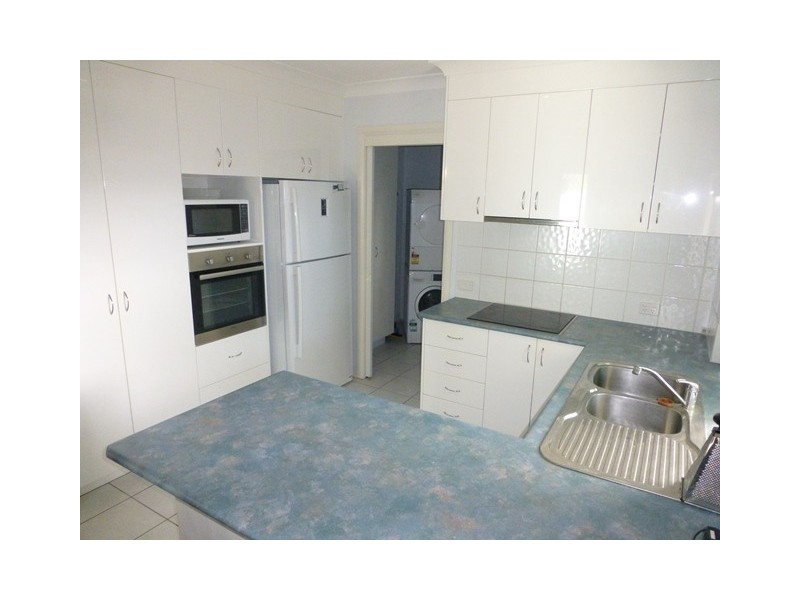 24/6 Megan Place, Mackay Harbour QLD 4740