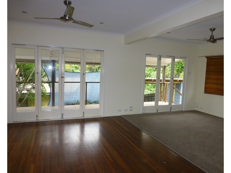 9 Melaleuca Street, Slade Point QLD 4740