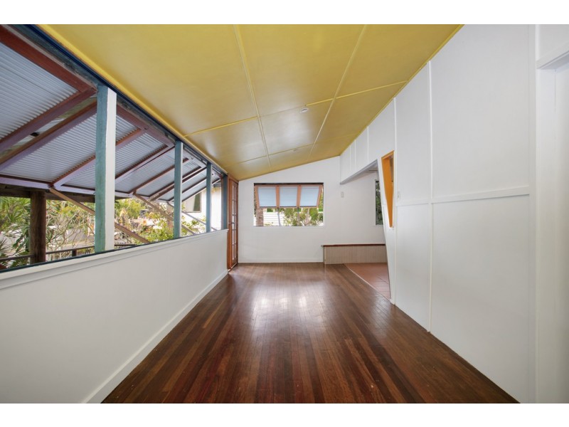 12 Mango Avenue, Eimeo QLD 4740