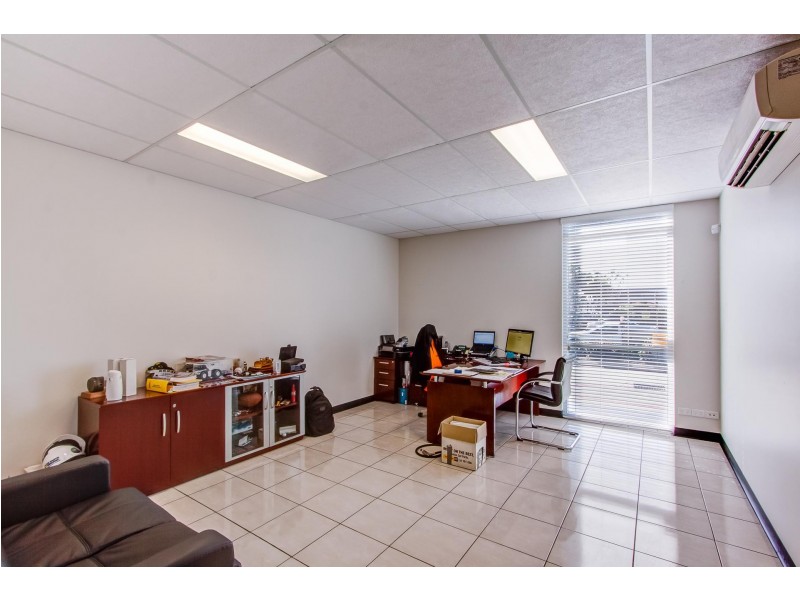 27-29 Enterprise Street, Paget QLD 4740