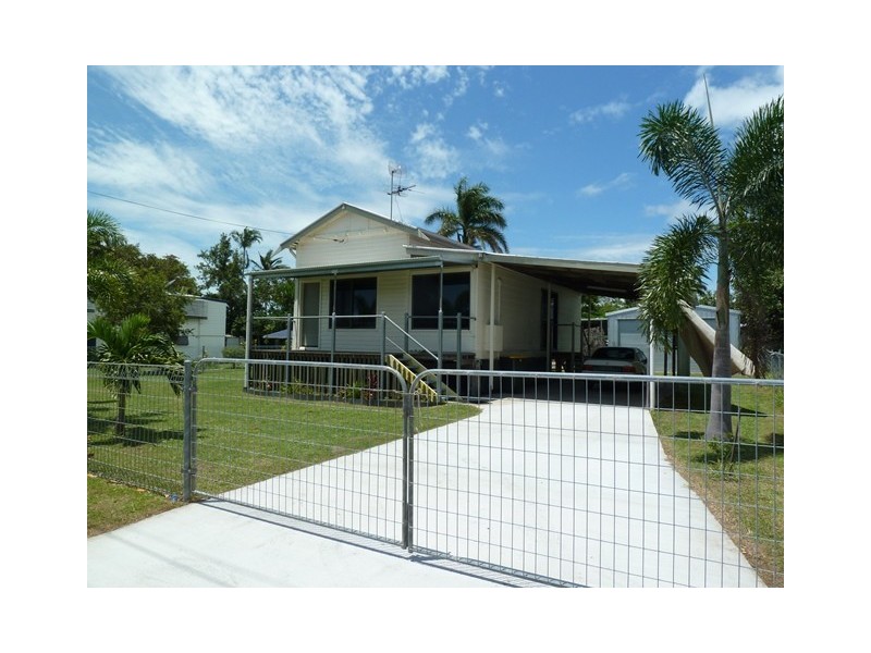 4 Creek Street, North Mackay QLD 4740