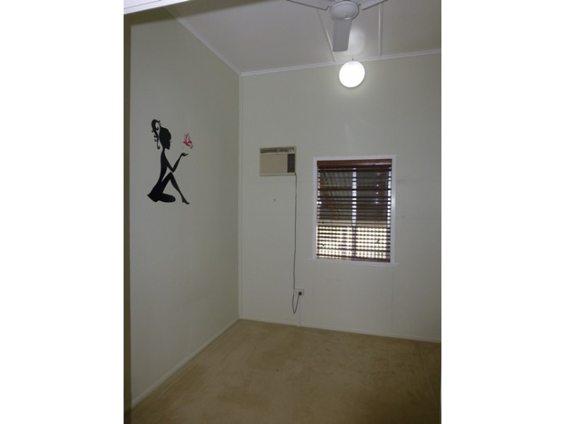 25 Black Street, South Mackay QLD 4740