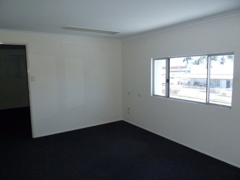 4 McLennan St, Ooralea QLD 4740