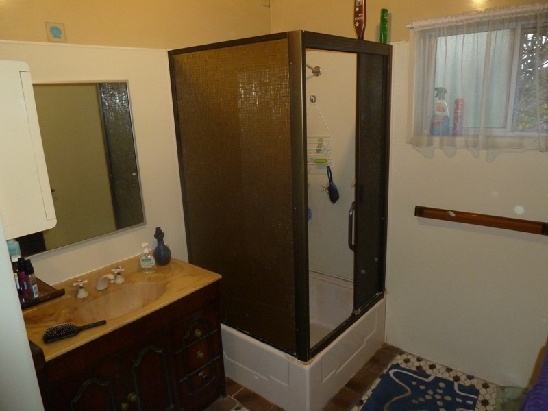 15 Coles Road, Andergrove QLD 4740