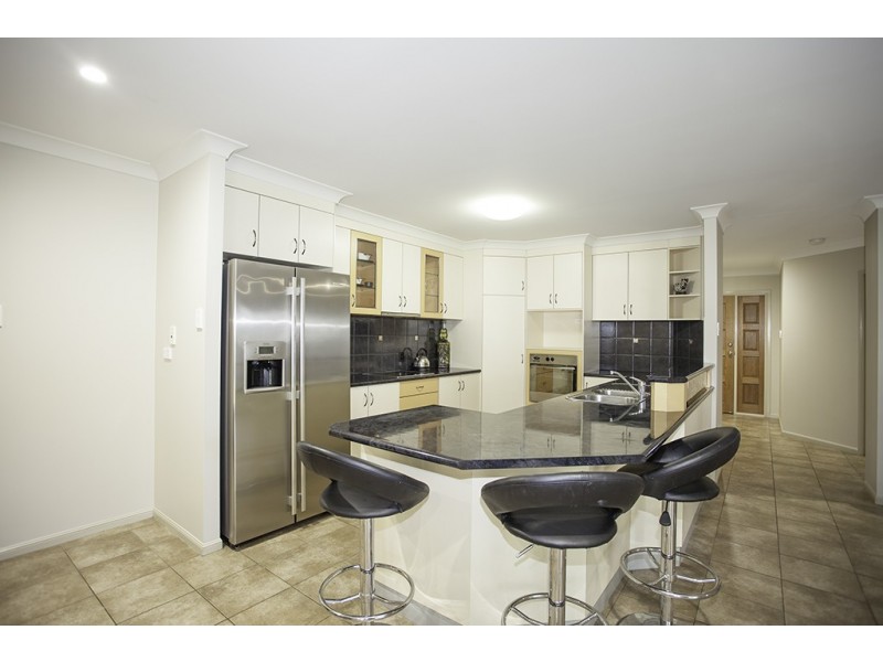 14 Sunseeker Court, Blacks Beach QLD 4740