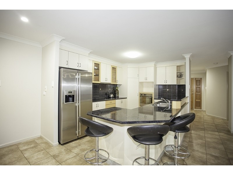 14 Sunseeker Court, Blacks Beach QLD 4740