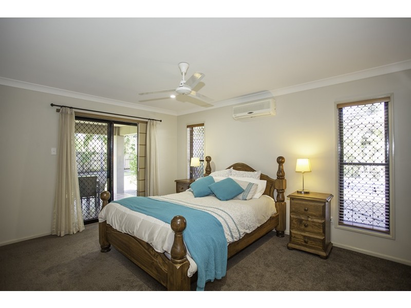 14 Sunseeker Court, Blacks Beach QLD 4740